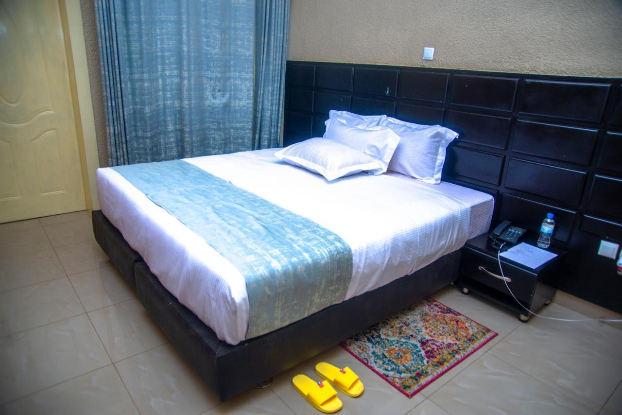 Quality Inn Hotel คิกาลี ภายนอก รูปภาพ