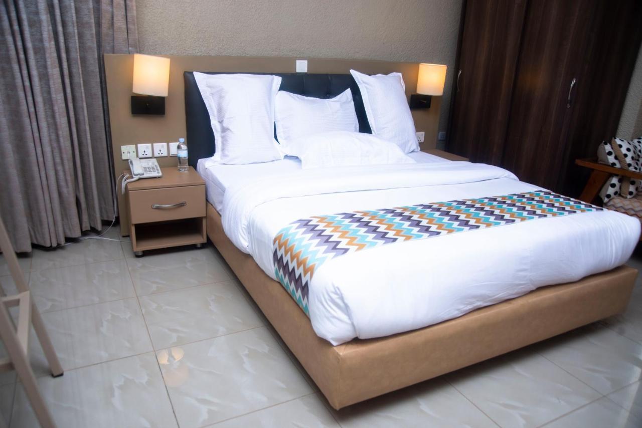 Quality Inn Hotel คิกาลี ภายนอก รูปภาพ